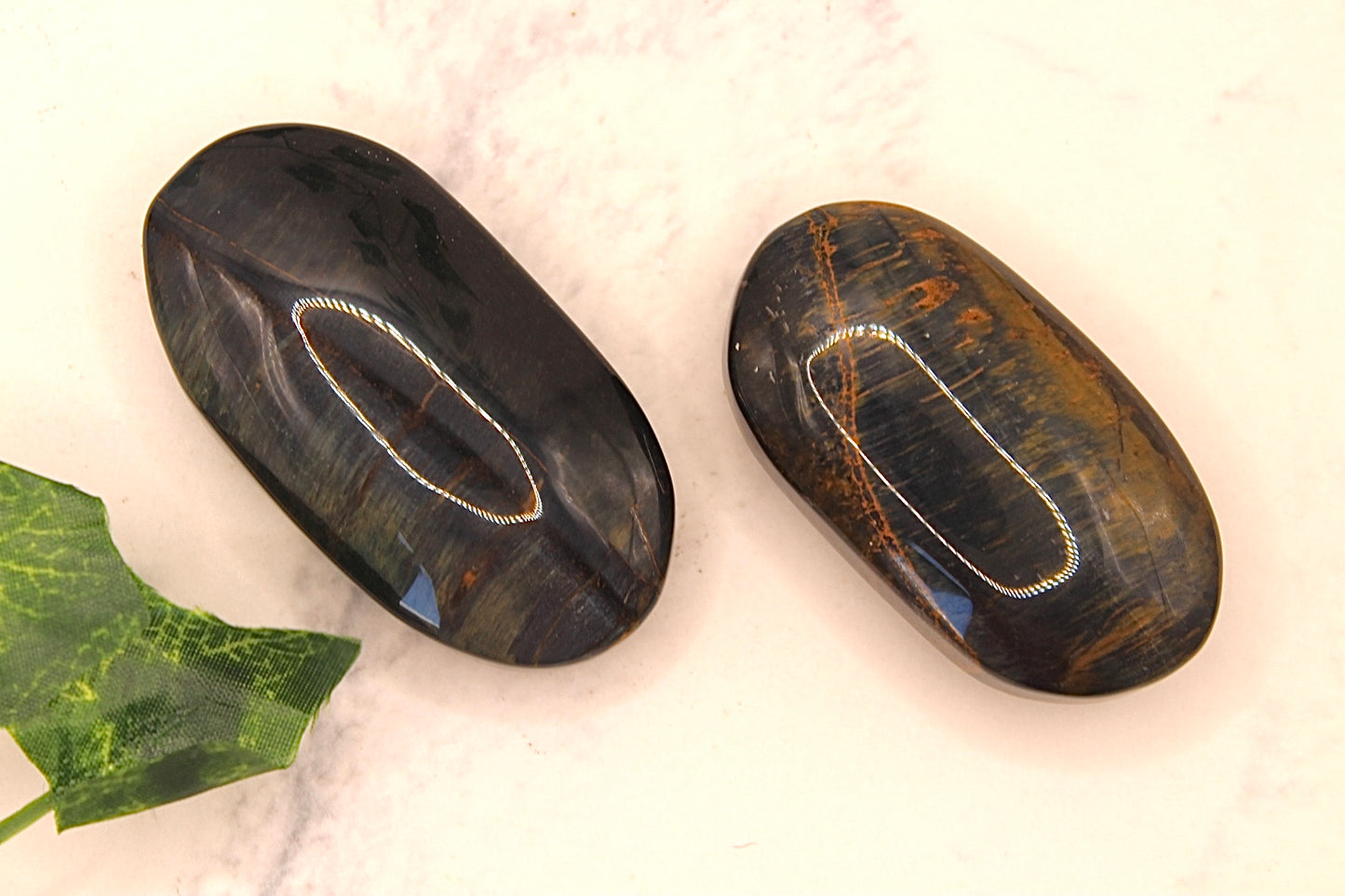 Tigers Eye Palmstones