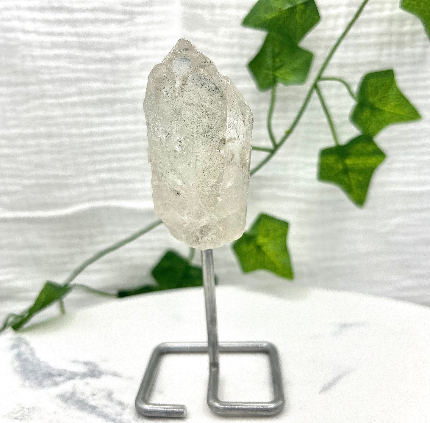 Quartz on stand